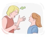 to [give] {sb} (some|any) lip